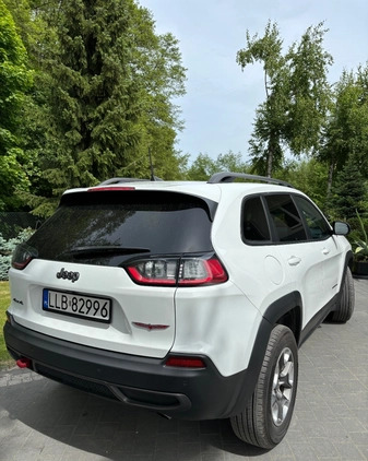 Jeep Cherokee cena 85000 przebieg: 168100, rok produkcji 2019 z Lubartów małe 596
